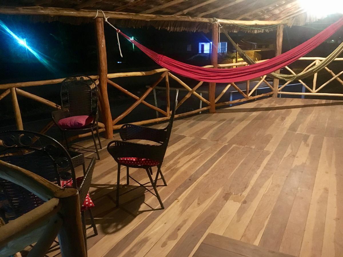 Leao Beach Pousada Луїс-Коррея Екстер'єр фото