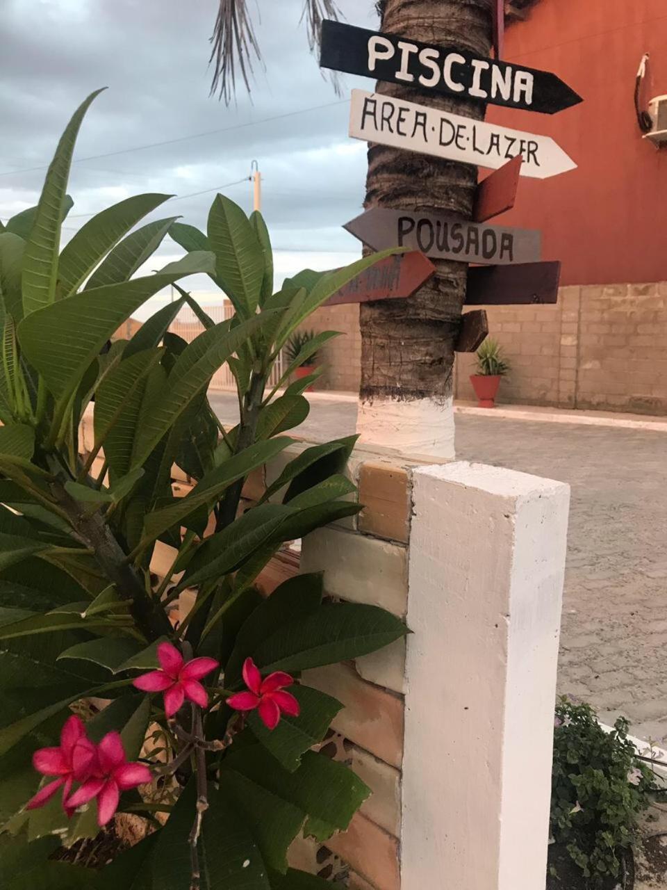 Leao Beach Pousada Луїс-Коррея Екстер'єр фото